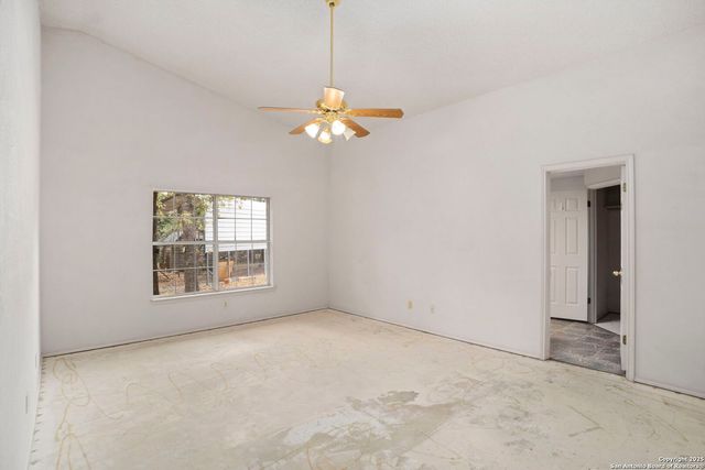 8902 Enchanted Park, Boerne, TX 78015