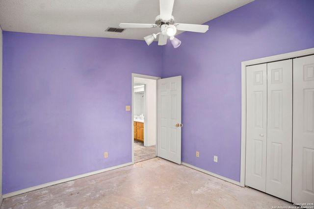 8902 Enchanted Park, Boerne, TX 78015