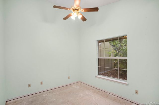 8902 Enchanted Park, Boerne, TX 78015