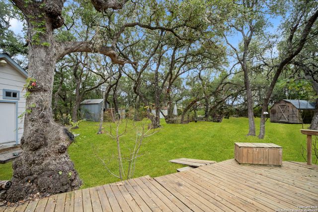 8902 Enchanted Park, Boerne, TX 78015