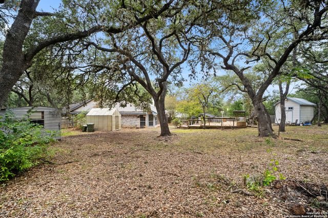 8902 Enchanted Park, Boerne, TX 78015