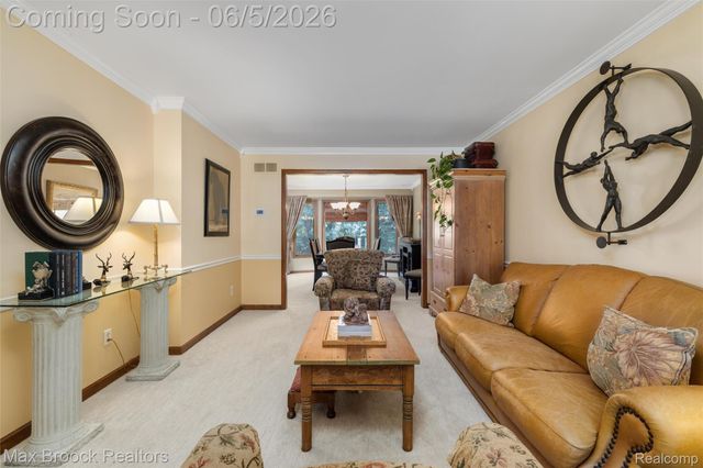 2773 Winter Park Road, Rochester Hills, MI 48309