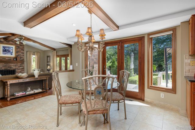 2773 Winter Park Road, Rochester Hills, MI 48309