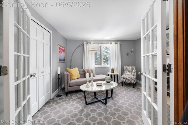 2773 Winter Park Road, Rochester Hills, MI 48309