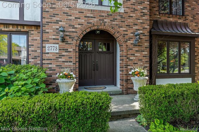 2773 Winter Park Road, Rochester Hills, MI 48309