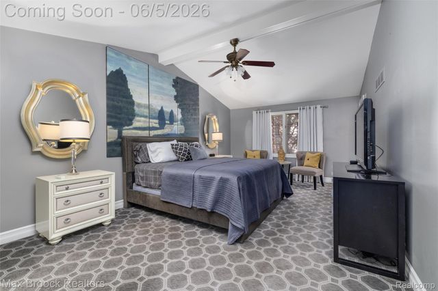 2773 Winter Park Road, Rochester Hills, MI 48309