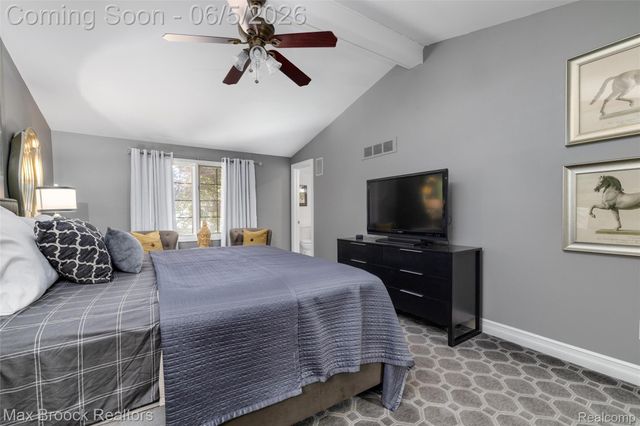 2773 Winter Park Road, Rochester Hills, MI 48309