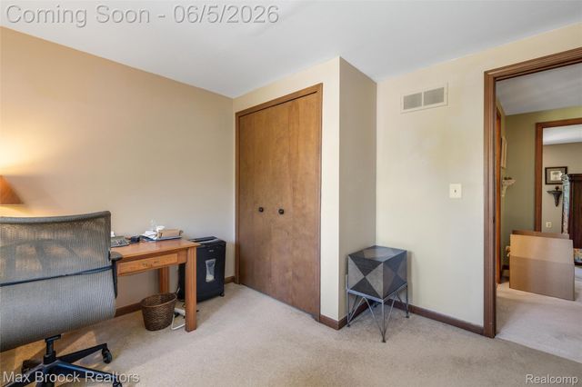 2773 Winter Park Road, Rochester Hills, MI 48309