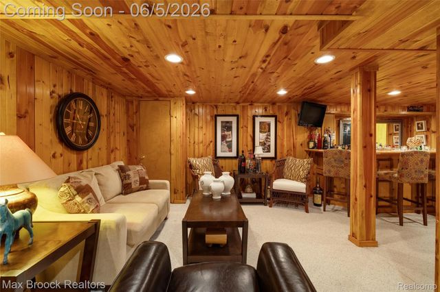 2773 Winter Park Road, Rochester Hills, MI 48309