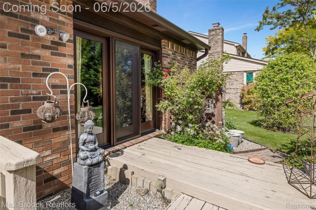 2773 Winter Park Road, Rochester Hills, MI 48309
