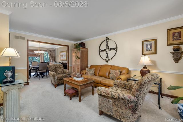 2773 Winter Park Road, Rochester Hills, MI 48309