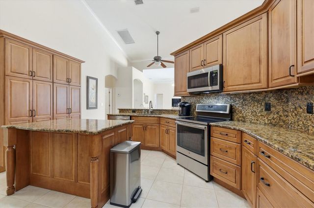 4120 LAKES COURT, Port Charlotte, FL 33953