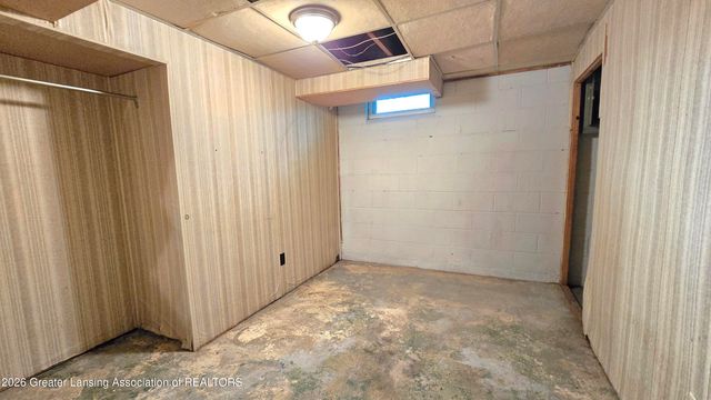 1220 Whyte Street, Lansing, MI 48906
