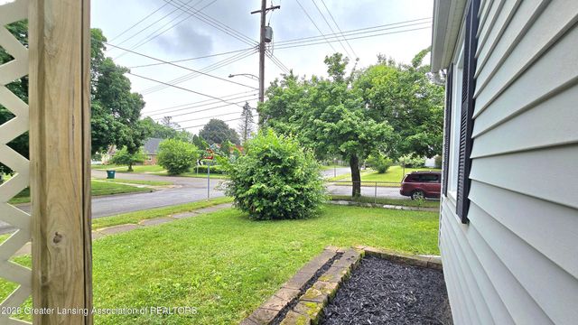 1220 Whyte Street, Lansing, MI 48906