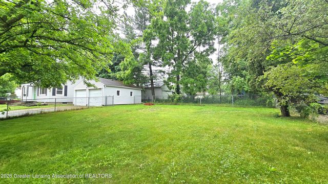 1220 Whyte Street, Lansing, MI 48906