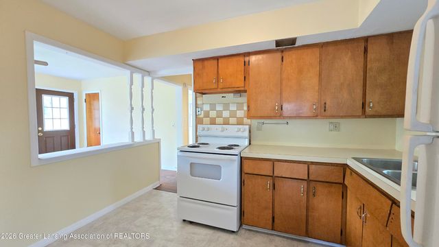 1220 Whyte Street, Lansing, MI 48906
