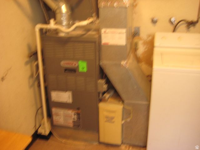 2402 W 5075 S, Roy, UT 84067