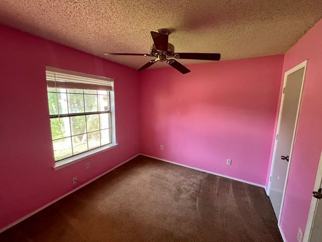 10204 Oak Terrace Circle, Dallas, TX 75227