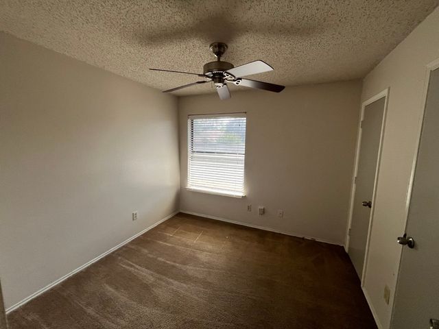 10204 Oak Terrace Circle, Dallas, TX 75227