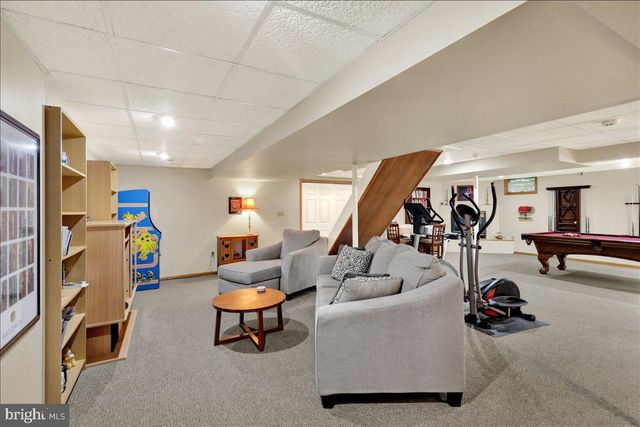 200 STURBRIDGE DR, Wyomissing, PA 19610