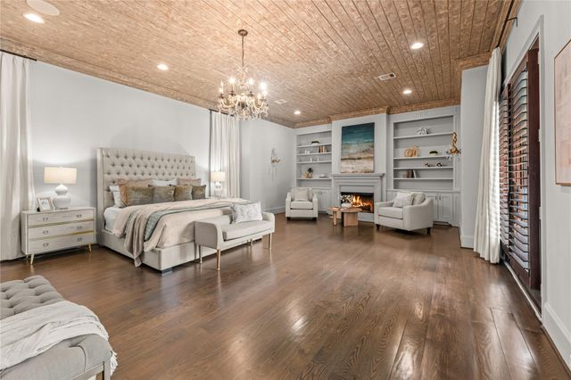 5307 Huckleberry Lane, Houston, TX 77056
