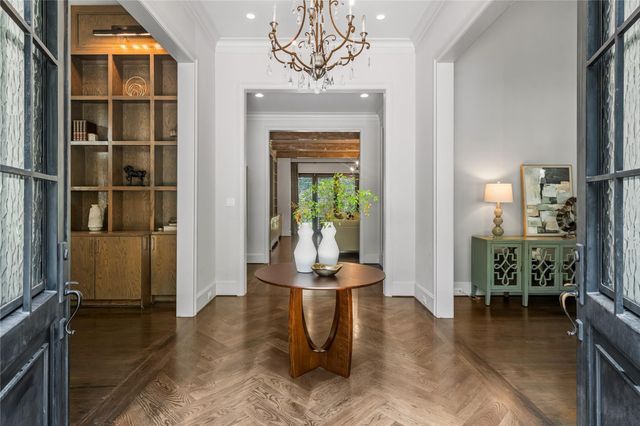 5307 Huckleberry Lane, Houston, TX 77056