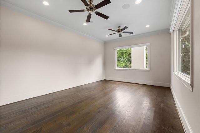 5307 Huckleberry Lane, Houston, TX 77056