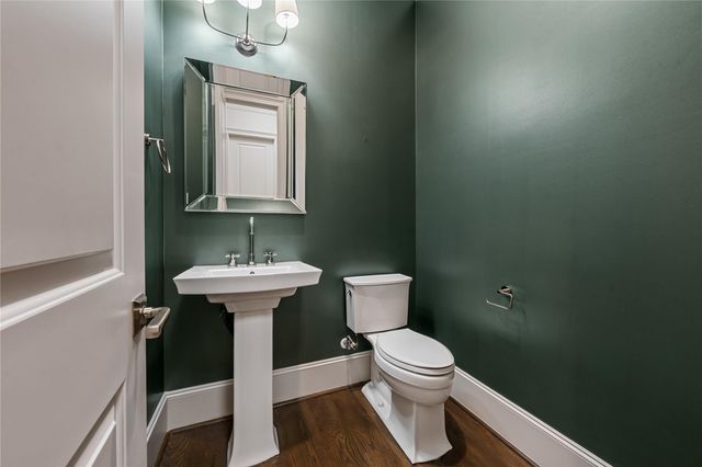 5307 Huckleberry Lane, Houston, TX 77056