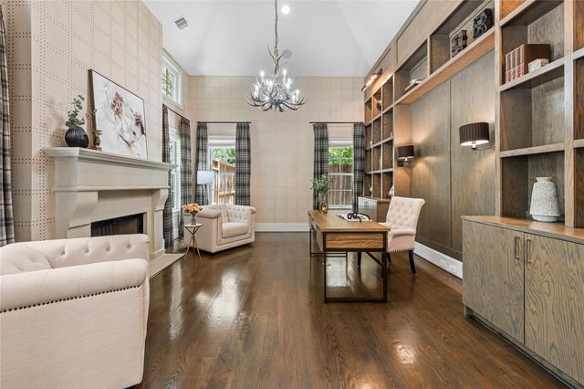 5307 Huckleberry Lane, Houston, TX 77056