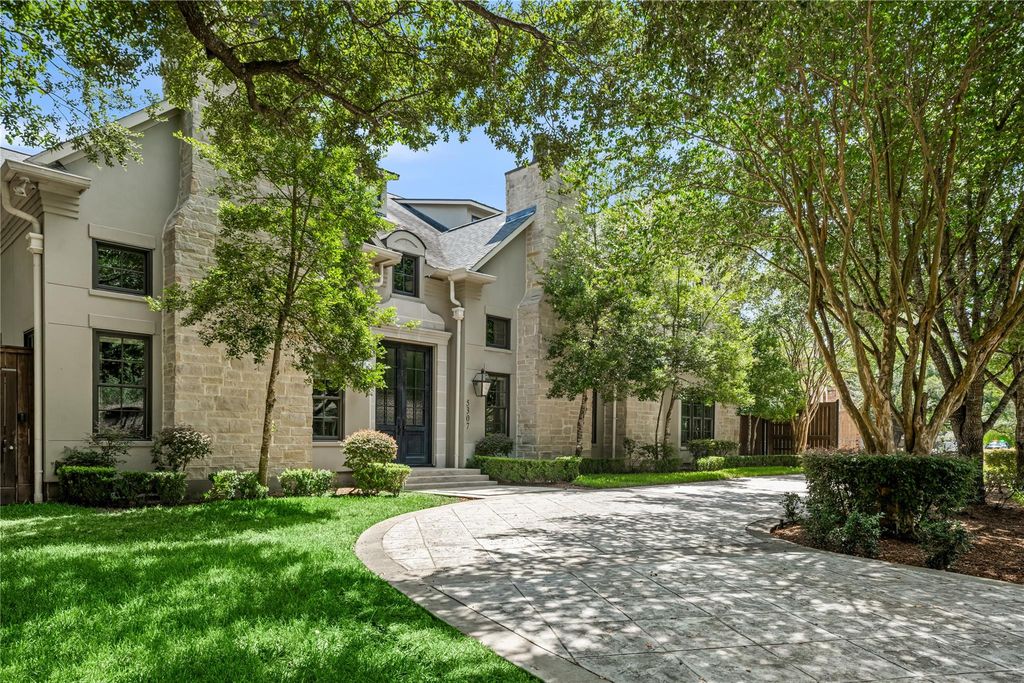 5307 Huckleberry Lane, Houston, TX 77056
