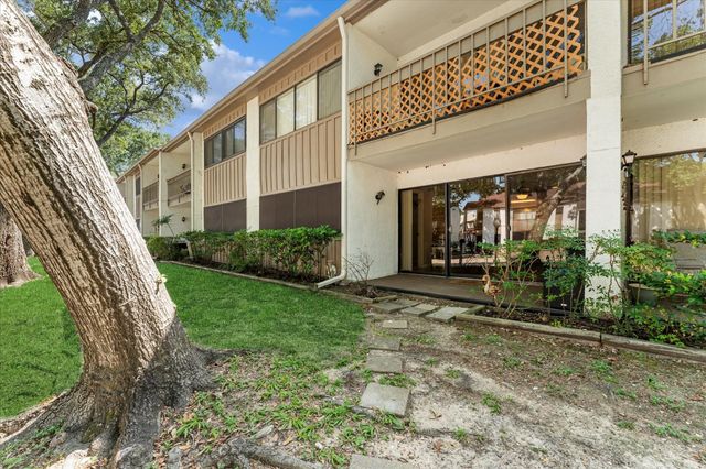 12100 Melville Drive 409D, Montgomery, TX 77356