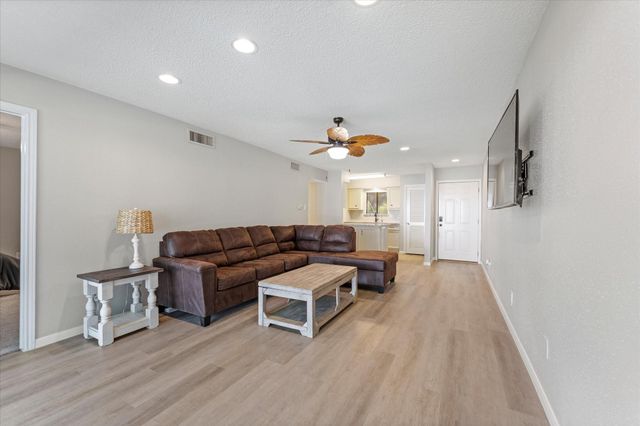 12100 Melville Drive 409D, Montgomery, TX 77356