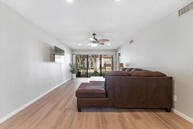 12100 Melville Drive 409D, Montgomery, TX 77356