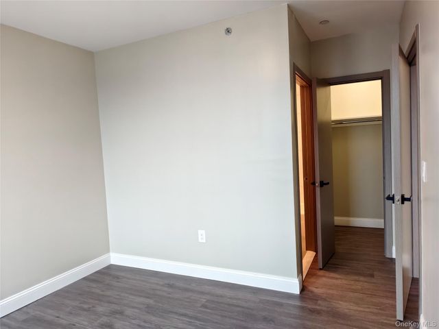 163-07 72nd Ave 3G, Fresh Meadows, NY 11365