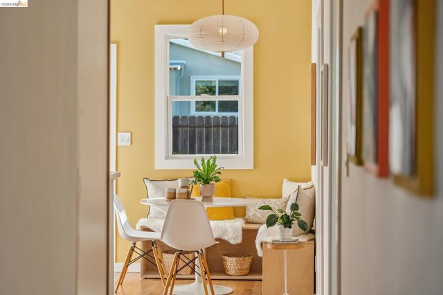 1339 Kains Ave, Berkeley, CA 94702