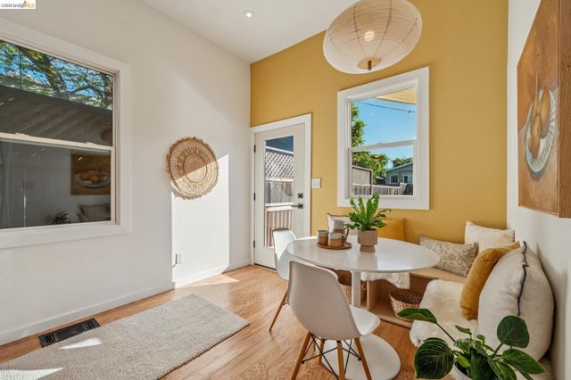 1339 Kains Ave, Berkeley, CA 94702