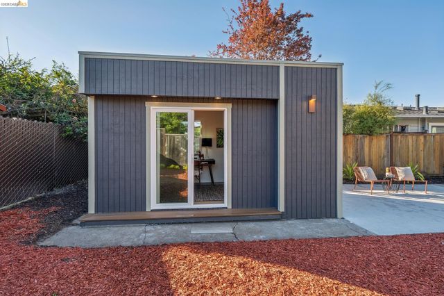 1339 Kains Ave, Berkeley, CA 94702