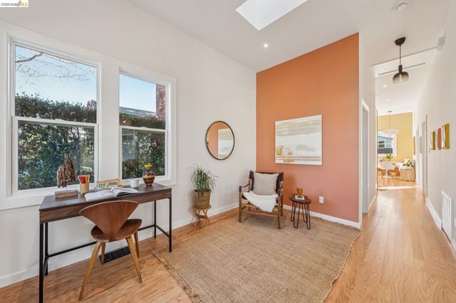 1339 Kains Ave, Berkeley, CA 94702