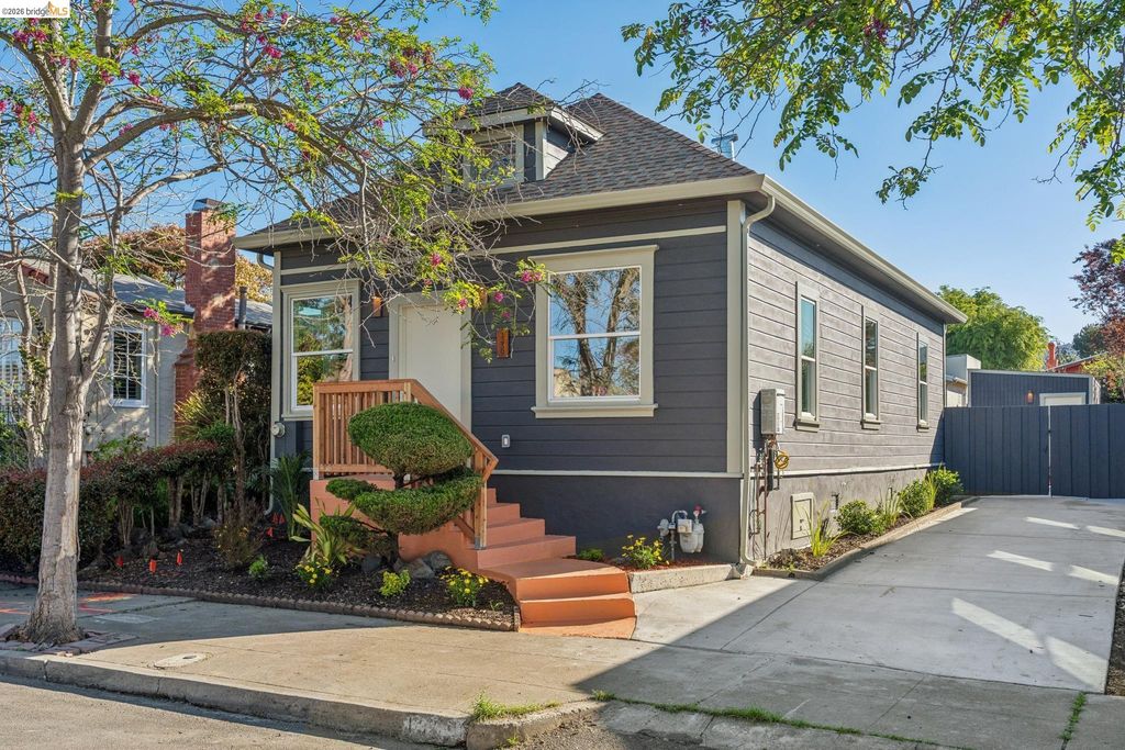 1339 Kains Ave, Berkeley, CA 94702