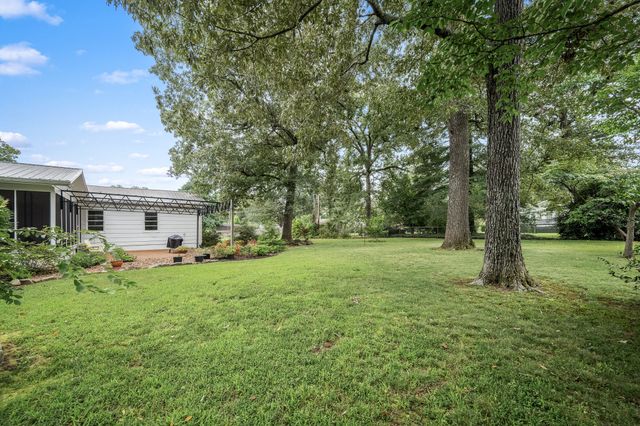 105 WESTWOOD DRIVE, Tullahoma, TN 37388
