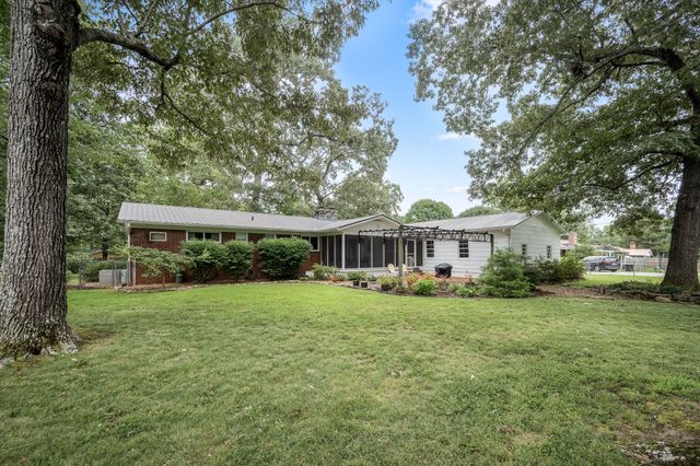 105 WESTWOOD DRIVE, Tullahoma, TN 37388