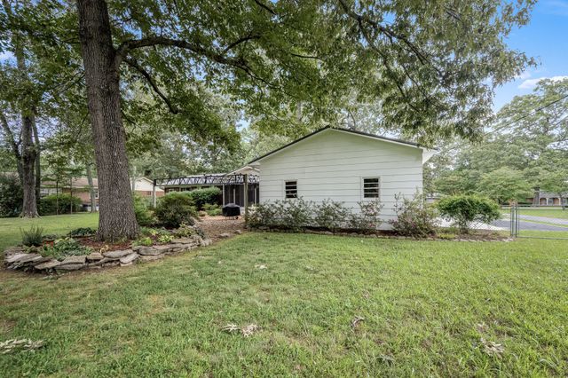 105 WESTWOOD DRIVE, Tullahoma, TN 37388