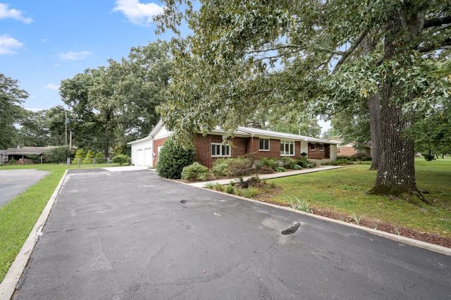 105 WESTWOOD DRIVE, Tullahoma, TN 37388