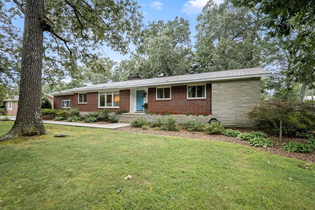 105 WESTWOOD DRIVE, Tullahoma, TN 37388