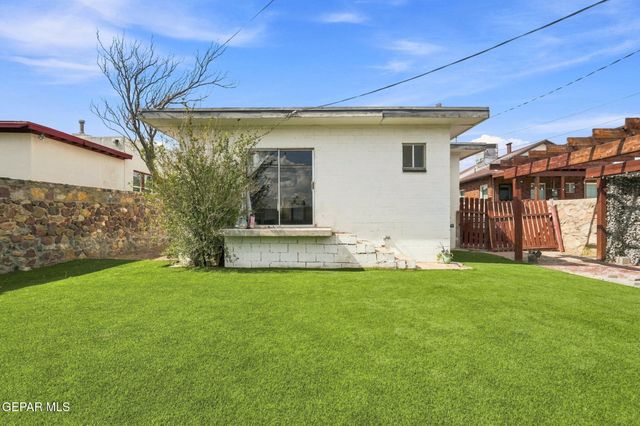 3010 LEBANON Avenue, El Paso, TX 79930