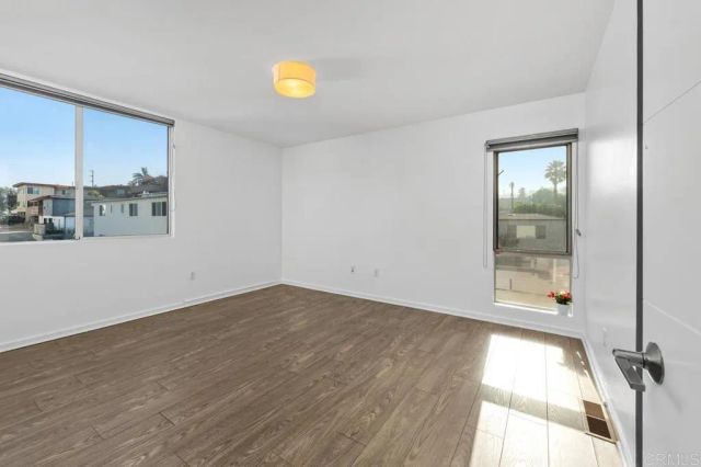 2187 Catalina Boulevard, San Diego, CA 92107