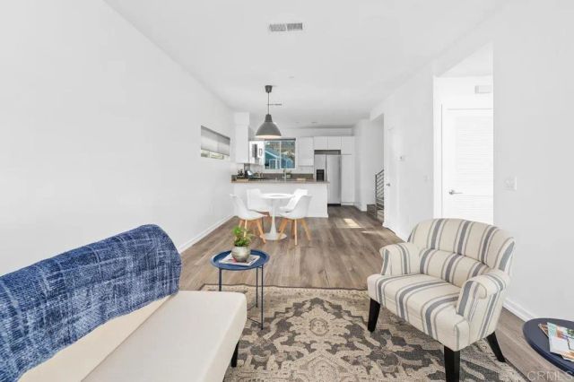 2187 Catalina Boulevard, San Diego, CA 92107