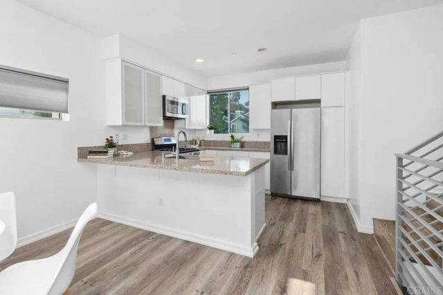 2187 Catalina Boulevard, San Diego, CA 92107