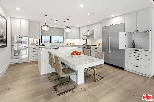 11961 Dorothy Street 2, Los Angeles, CA 90049