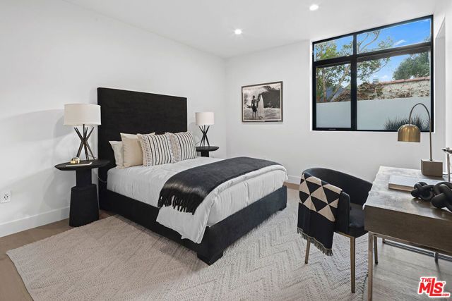 11961 Dorothy Street 2, Los Angeles, CA 90049